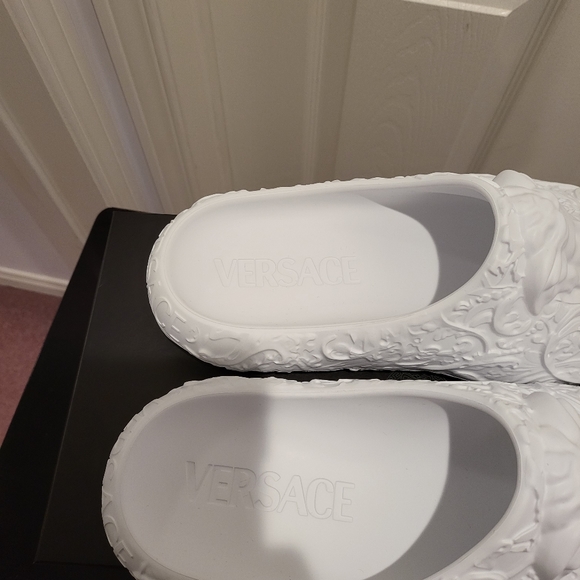 VERSACE Medusa Dimension Slides - UNISEX - Picture 3 of 8